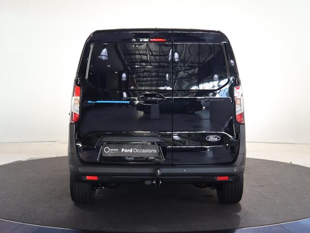 Ford TRANSIT COURIER E-Transit Limited 46 kWh 136pk! 17'' LICHTMETALEN VELGEN, WINTERPACK, CLIMATE CONTROL, ACHTERUITRIJ CAMERA + PARKEERSENSOREN VOOR, DRIVER ASSISTANCE PACK INCL. NAVIGATIE, 16'' RESERVEWIEL, LED LAADRUIMTEVERLICHTING , LAADVLOERBESCHERMING, RUBBER , TREKHAAK