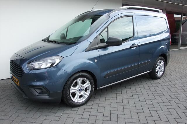 Ford TRANSIT COURIER 1.5 TDCI Trend/ Airco / Trekhaak/ Camera/ Stoelverwarming/ Parkeersensoren