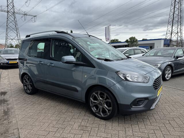 Ford TRANSIT COURIER 1.0 Titanium
