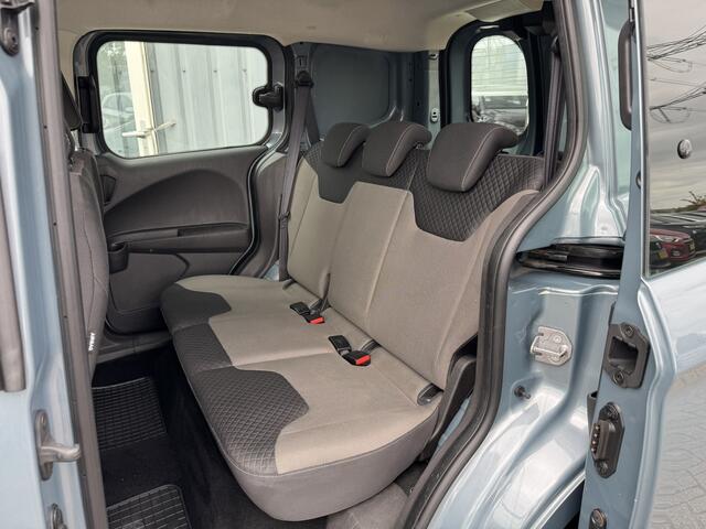 Ford TRANSIT COURIER 1.0 Titanium