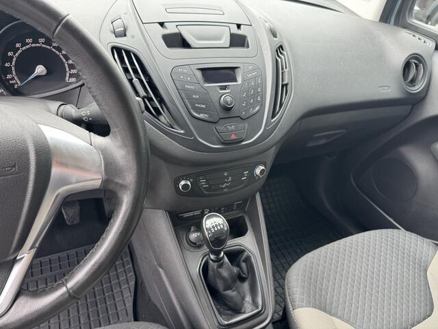 Ford TRANSIT COURIER 1.0 Titanium