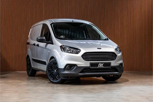 Ford TRANSIT COURIER 1.0 100 PK | Benzine | Navigatie | CarPlay | PDC | Stoelverwarming | Cruise control | MF Stuur | Airco | Nieuwe APK | Dealer onderhouden