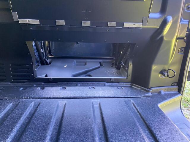Ford TRANSIT CUSTOM 300 2.0 TDCI L2H1 Limited 136pk | 17 inch | Draadloos opladen | Adaptive cruise control | Navigatie | Dodehoeksensoren | Verwarmbaar stuurwiel | Roetfilter regeneratie | Reservewiel