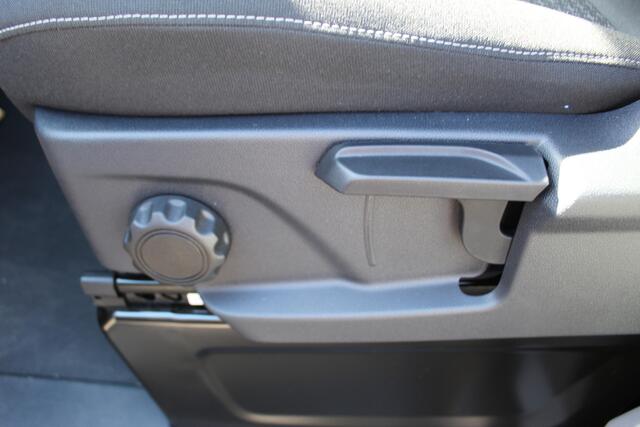 Ford TRANSIT CUSTOM 300 2.0-136pk EcoBlue L2H1 Trend. Profiteer nu van BPM voordeel 2024 ! , Uit voorraad leverbaar, Camera, LED koplampen, Cruise Control, Aut. Airco, App Connect, Winterpack