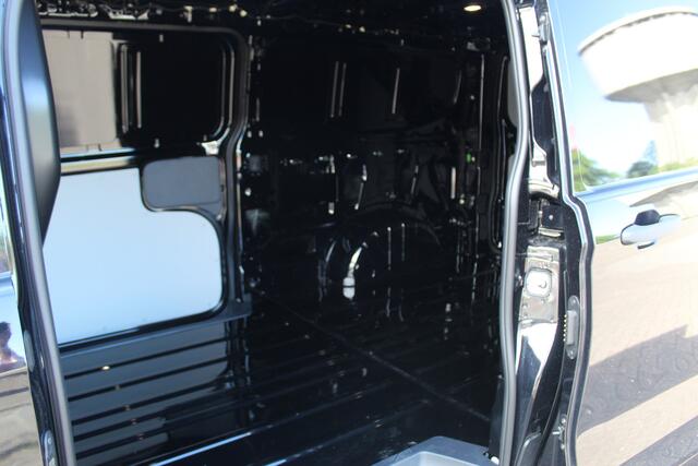 Ford TRANSIT CUSTOM 320 2.0-136pk TDCI L2H1 'Trend' schuifdeur li.+re. ! Profiteer nu nog van BPM voordeel 2024 ! , uit voorraad leverbaar Camera, LED koplampen, Cruise Control, Aut. Airco, Navigatie by Apple / Android, verwarmd voorraam etc.