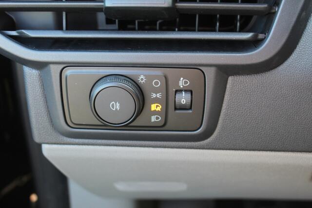 Ford TRANSIT CUSTOM 320 2.0-136pk TDCI L2H1 'Trend' schuifdeur li.+re. ! Profiteer nu nog van BPM voordeel 2024 ! , uit voorraad leverbaar Camera, LED koplampen, Cruise Control, Aut. Airco, Navigatie by Apple / Android, verwarmd voorraam etc.