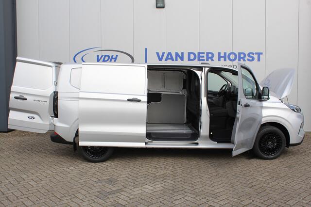 Ford TRANSIT CUSTOM 320 2.0-136pk TDCI L2H1 'Trend', schuifdeur li. + re. ! Overtuig u van de rijkwaliteiten van dit nieuwe model Ford Transit Custom. Camera, LED koplampen, Cruise Control, Aut. Airco, Navigatie by Apple / Android, Voorraam verwarmd, Metallic lak etc.
