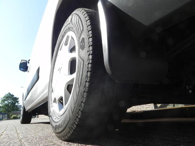 Ford TRANSIT CUSTOM 310 2.0 TDCI L2H1 Trend