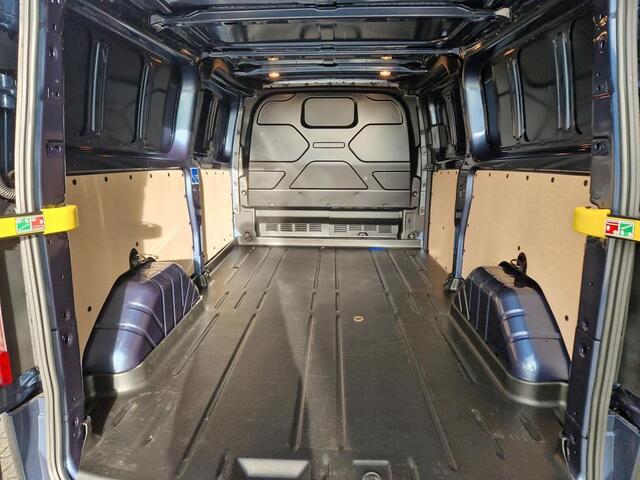 Ford TRANSIT CUSTOM 300 2.0 TDCI L2H1 Trend 130pk SCI | Automaat | Driver Assistance Pack Premium | Navigatiesysteem | Camera| Reservewiel | Chrome Blue Metallic