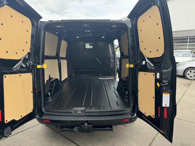 Ford TRANSIT CUSTOM 290 2.0 TDCI L2H1 Sport