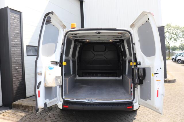 Ford TRANSIT CUSTOM 2.0 TDCI 130PK L2 EURO 6 - Airco - Cruise - Camera - ¤17.500,- Ex.