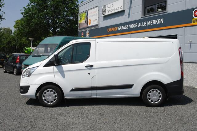 Ford TRANSIT CUSTOM 270 2.0 TDCI L1H1 Tr , Cruise , Airco , 220V , Trekhaak , Inrichting , V ruit verw , Euro 6 , Bovag Garantie
