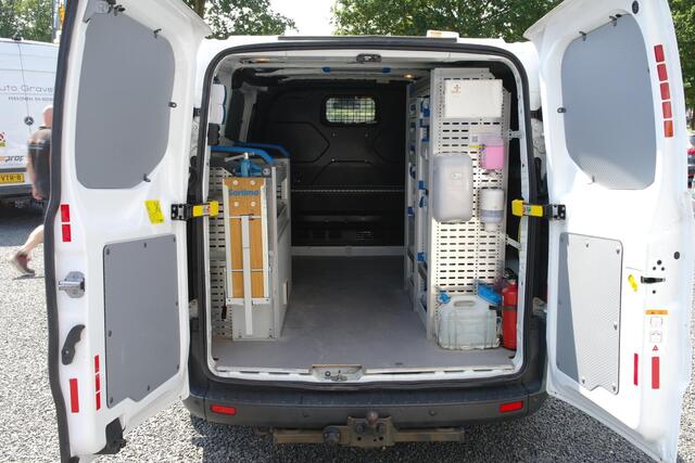 Ford TRANSIT CUSTOM 270 2.0 TDCI L1H1 Tr , Cruise , Airco , 220V , Trekhaak , Inrichting , V ruit verw , Euro 6 , Bovag Garantie