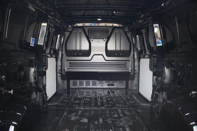 Ford TRANSIT CUSTOM 300 2.0TDCI 136pk L2H1 Trend | LMV | Automaat | Adaptive Cruise | L+R Zijdeur | LED | Sync 4 13" | Keyless | Camera | Carplay/Android | Lease 699,- p/m