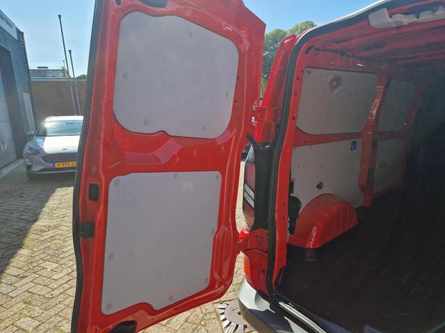 Ford TRANSIT CUSTOM 300 2.0 TDCI L2H1 Trend 136pk 5 jaar Ford Protect!!!