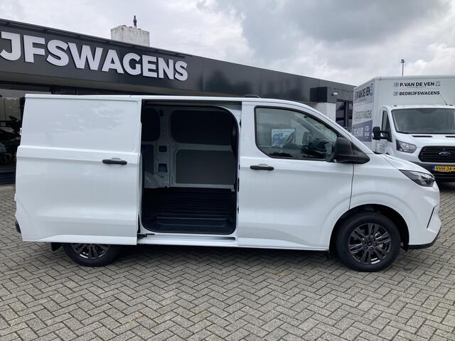 Ford TRANSIT CUSTOM 320 2.0 TDCI L1H1 Trend 136pk/100kW 6-bak | Trekhaak | 13'' SYNC met Carplay/Android Auto | 17'' Carbonized Grey velgen |