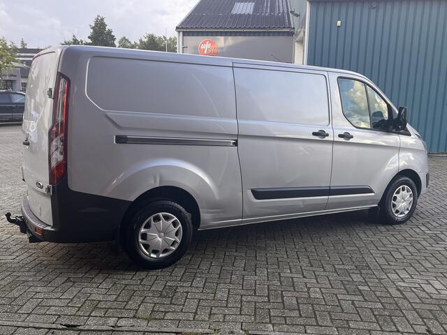 Ford TRANSIT CUSTOM 290 2.2 101Pk TDCI L2H1 Trend / Cruise / Airco / Navi / Trekhaak / Apk t/m 29-09-2024