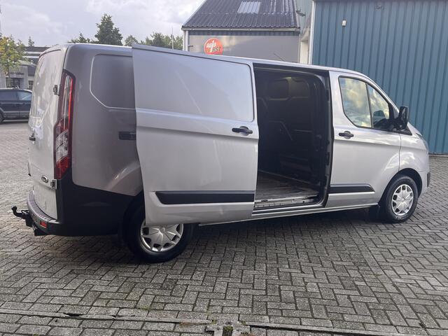 Ford TRANSIT CUSTOM 290 2.2 101Pk TDCI L2H1 Trend / Cruise / Airco / Navi / Trekhaak / Apk t/m 29-09-2024