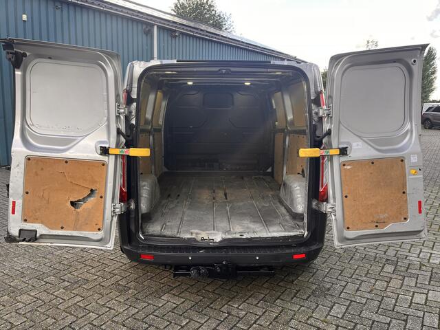 Ford TRANSIT CUSTOM 290 2.2 101Pk TDCI L2H1 Trend / Cruise / Airco / Navi / Trekhaak / Apk t/m 29-09-2024