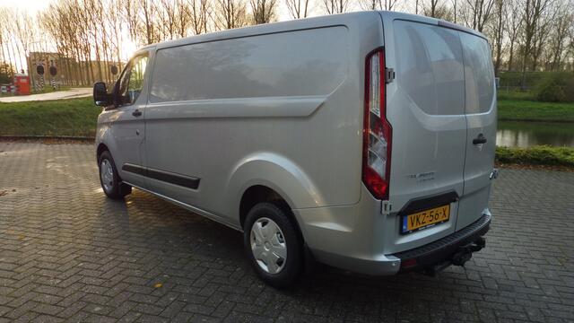 Ford TRANSIT CUSTOM 130pk L2H1 Trend Navi Camera Pdc Trekhaak zeer netjes