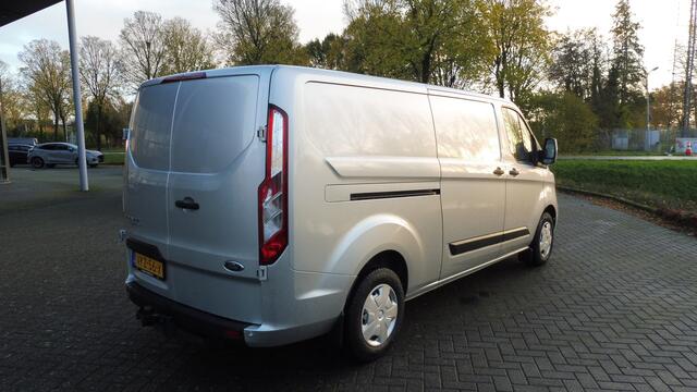 Ford TRANSIT CUSTOM 130pk L2H1 Trend Navi Camera Pdc Trekhaak zeer netjes