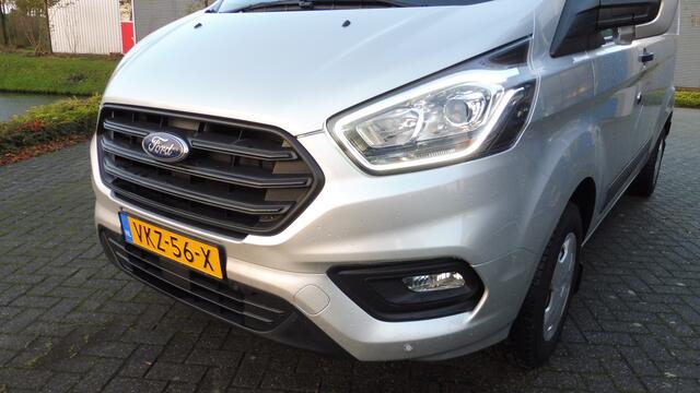 Ford TRANSIT CUSTOM 130pk L2H1 Trend Navi Camera Pdc Trekhaak zeer netjes