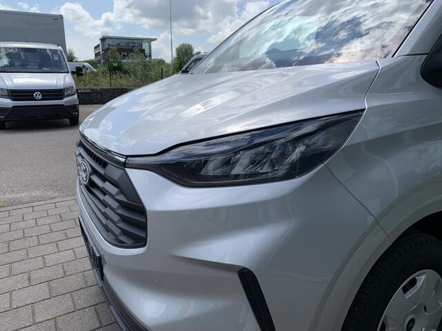 Ford TRANSIT CUSTOM 280 2.0 TDCI L1H1 Trend 110 PK | Handgeschakeld | Trekhaak | App Connect Neem contact met ons op voor meer specifieke details over de beschikbare modellen.
