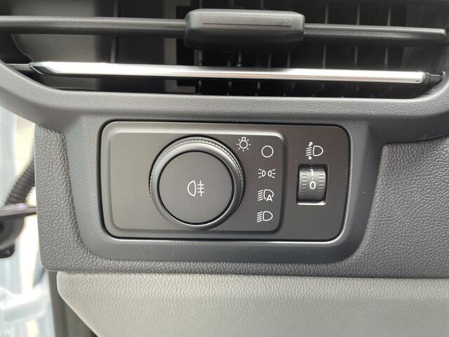 Ford TRANSIT CUSTOM 300 2.0 TDCI L2H1 Limited 150 PK | Handgeschakeld | App Connect Neem contact met ons op voor meer specifieke details over de beschikbare modellen.