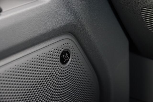 Ford TRANSIT CUSTOM L2H1 170Pk Aut. | Sport | B&O Sound | 360° camera | Trekhaak | 20''