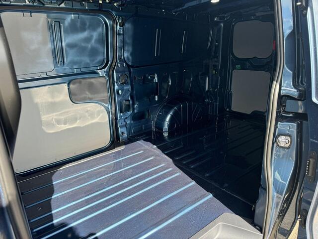Ford TRANSIT CUSTOM 320 2.0 TDCI L2H1 Trend Automaat 136pk | SCI | Adaptive cruise control | | 8-weg bestuurderstoel + passagiersbank | Stoelverwarming | Dodehoeksensoren | Navigatie | Elektrisch inklapbare spiegels | 16 inch lichtmetalen velgen | Full LED | Dual-zone climat
