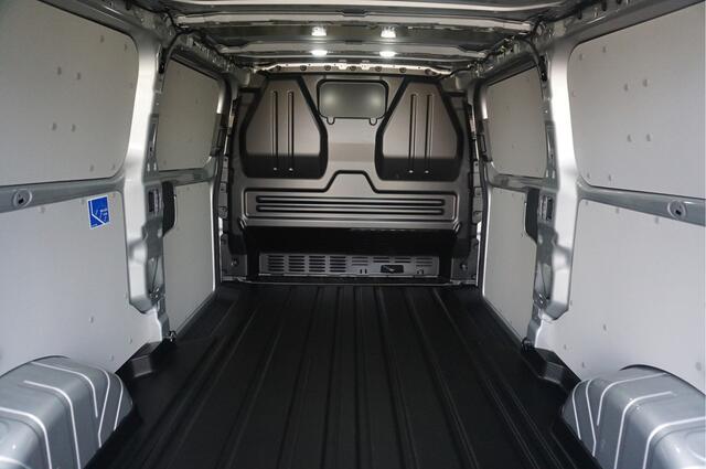 Ford TRANSIT CUSTOM 320L 170PK Aut. Limited MY2024 13" Navi, Adap. Cruise, Camera, 17" LM, LED!! NR. M377*