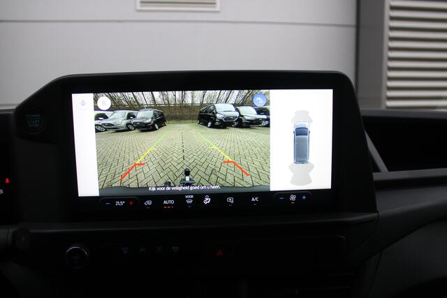Ford TRANSIT CUSTOM 320 2.0 TDCI L2H1 Trend 136pk - Carplay - Android - LED koplampen - Stoelverwarming - 70l tank - Rijklaar