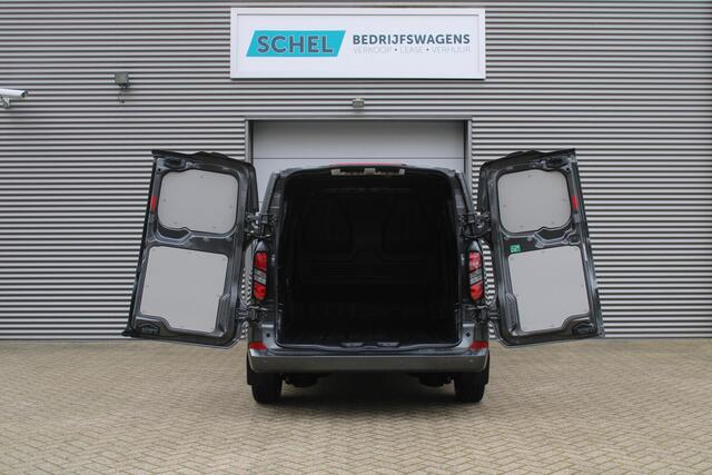 Ford TRANSIT CUSTOM 320 2.0 TDCI L2H1 Limited 170pk - Adaptive Cruise - Verwarmd stuur - Blind spot - Navigatie - Camera - Draadloos laden - Rijklaar