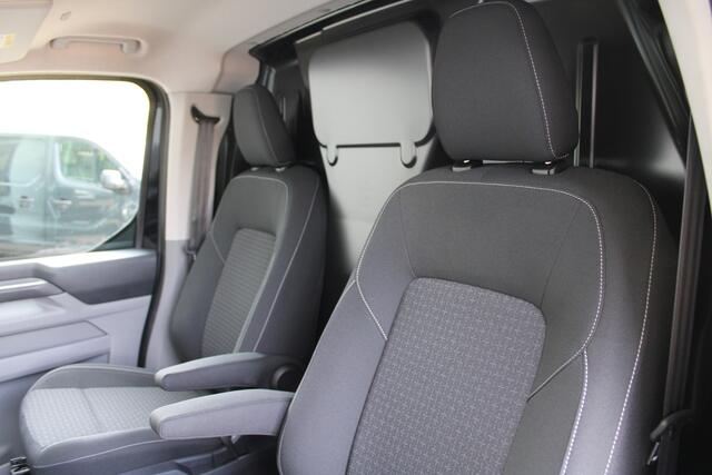 Ford TRANSIT CUSTOM 320 2.0 TDCI L2H1 Trend 150pk - Stoelopstelling 1+1 - Carplay - Android - Camera - LED - Stoelverwarming - 70l tank - Rijklaar