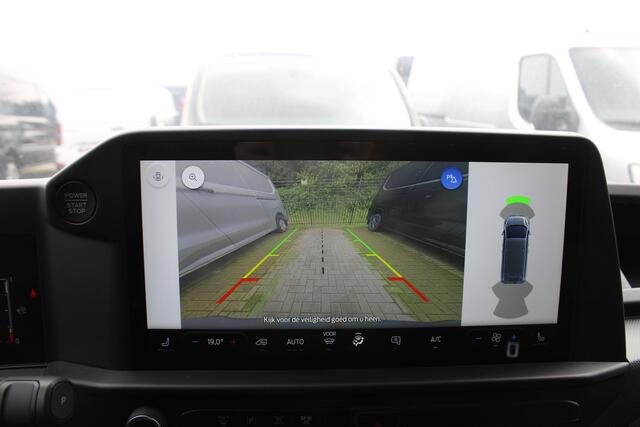 Ford TRANSIT CUSTOM 320 2.0 TDCI L2H1 Trend 170pk - 2x Schuifdeur - Carplay - Android - LED koplampen - Stoelverwarming - 70l tank - Rijklaar
