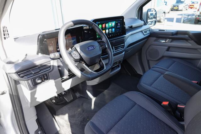 Ford TRANSIT CUSTOM L2H1 2.0Tdci 170Pk Aut. | 19'' | Spoilerpack | Trekhaak Wegklapbaar | Moondust Zilver