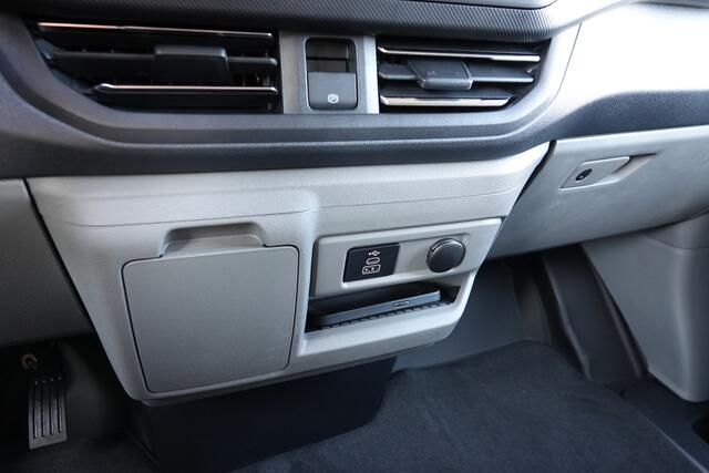 Ford TRANSIT CUSTOM L2H1 2.0Tdci 170Pk Aut. | 19'' | Spoilerpack | Trekhaak Wegklapbaar | Moondust Zilver