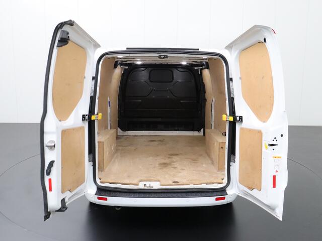 Ford TRANSIT CUSTOM 2.0TDI 130PK Lang Limited | Airco | Cruise | Multimedia | 3-Persoons