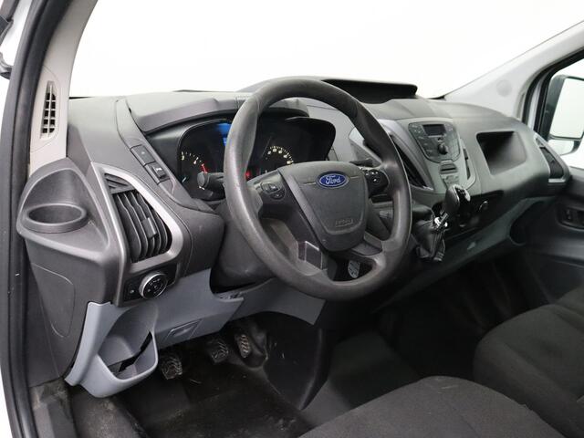 Ford TRANSIT CUSTOM 2.2TDCI Lang Imperiaal | Trekhaak | Airco | Cruise | Betimmering