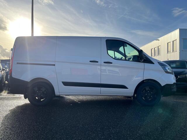 Ford TRANSIT CUSTOM 280 2.0 TDCI L1H1 Ambiente | Bluetooth | Trekhaak | GOED ONDERHOUDEN | Lat om lat betimmering | Kastenwand