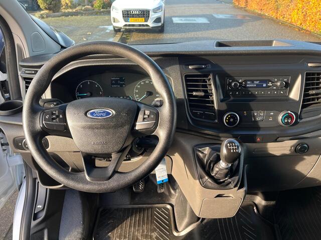 Ford TRANSIT CUSTOM 280 2.0 TDCI L1H1 Ambiente | Bluetooth | Trekhaak | GOED ONDERHOUDEN | Lat om lat betimmering | Kastenwand