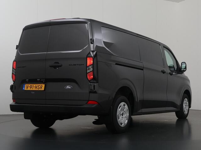 Ford TRANSIT CUSTOM 320 2.0 TDCI 136 PK aut. | L2 H1 | Trend | Climate Control | Laadruimte Pakket | Parkeercamera | Digitaal Instrumentenpaneel | Parkeersensoren | Stoelverwarming | Magnetic Metallic | Apple Carplay - Android Auto