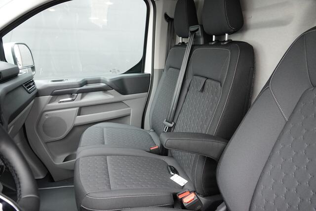 Ford TRANSIT CUSTOM L2H1 2.0Tdci 170Pk Aut. | Limited | 17'' | Trekhaak Wegklapbaar | Moondust Zilver