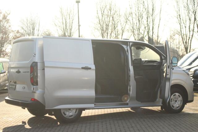 Ford TRANSIT CUSTOM 320 2.0TDCI 170pk Automaat L1H1 Trend | LMV | Stoel + Stuurverwarming | LED | Sync 4 13" | Keyless | Camera | Carplay/Android | Lease 681,- p/m