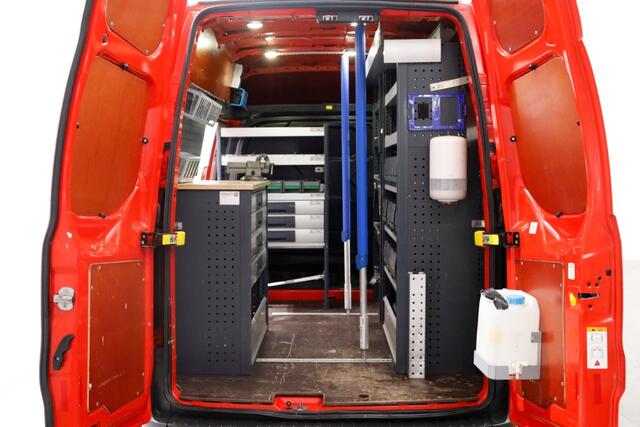 Ford TRANSIT CUSTOM 2.0 TDCI 130pk E6 L1H2 Trend Airco/Inrichting/2x Schuifdeur 04-2017