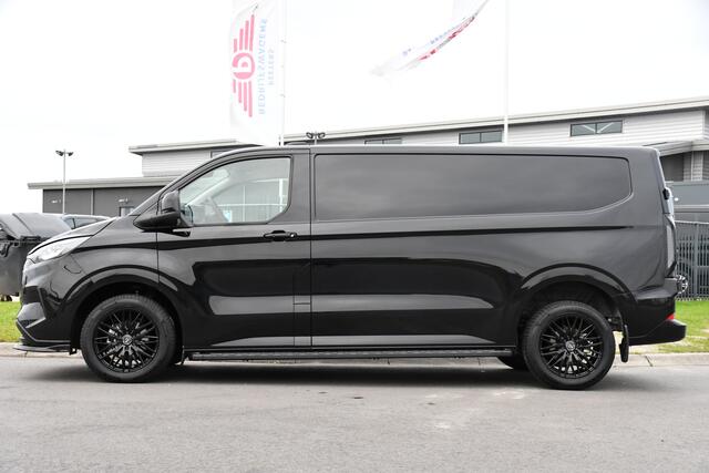 Ford TRANSIT CUSTOM 320 2.0 TDCI L2H1 Black Edition Limited Adaptieve Cruise, Camera, Virtual, Automaat, 70PK, Carplay, Multimedia, Stoelverwarming, UNIEK!