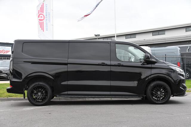 Ford TRANSIT CUSTOM 320 2.0 TDCI L2H1 Black Edition Limited Adaptieve Cruise, Camera, Virtual, Automaat, 70PK, Carplay, Multimedia, Stoelverwarming, UNIEK!