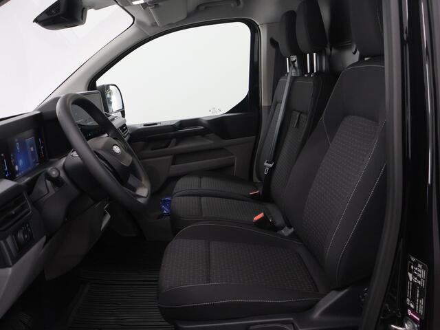 Ford TRANSIT CUSTOM 320 2.0 TDCI | Aut. | L2 H1 | Trend | Schuifdeur L+R | Climate Control | Carplay | Parkeercamera | Trekhaak | Laadruimte-pakket | 3-zits | NIEUW |
