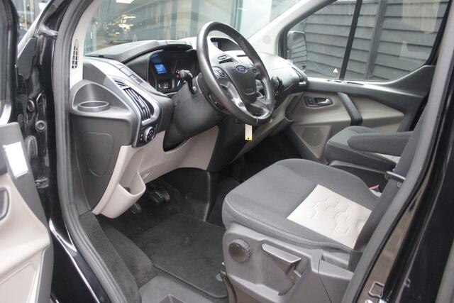 Ford TRANSIT CUSTOM 290 2.0 TDCI L1H1 Limited DC - TREKHAAK - NAVI - 5 PERS. - DUBBEL SCHUIFDEUR -