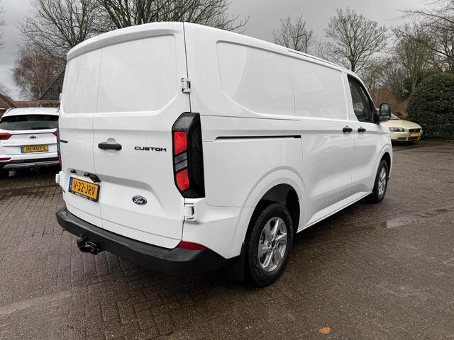Ford TRANSIT CUSTOM 320 2.5 PHEV L1H1 Trend